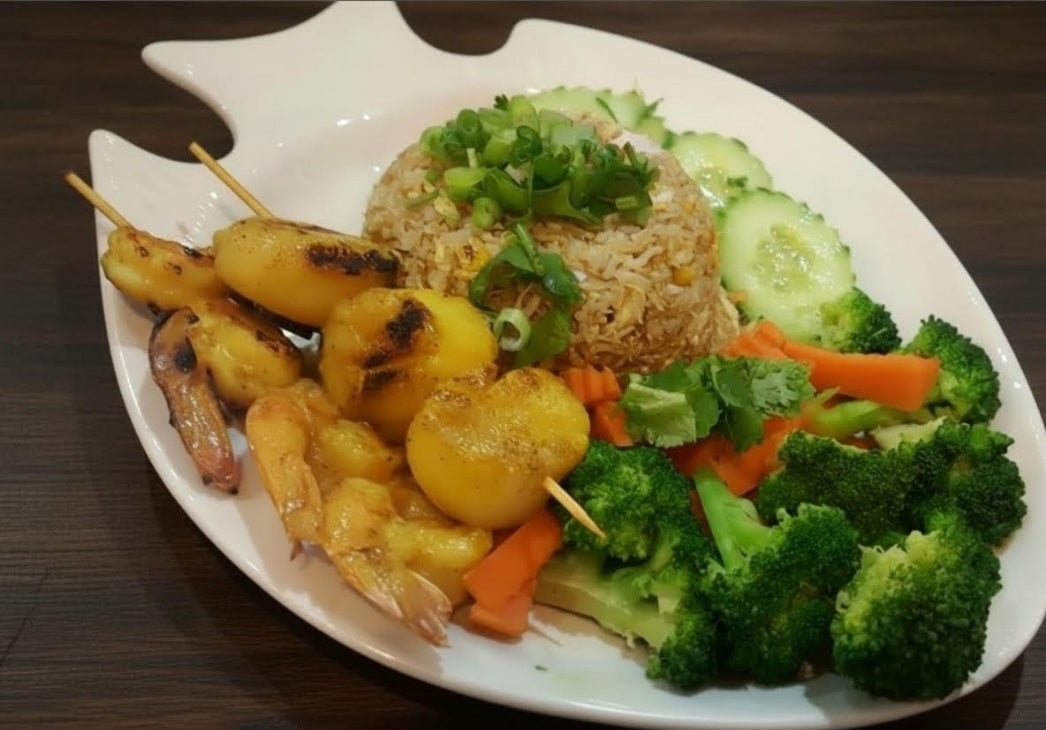 H - 11 SUMMERING SEAFOOD